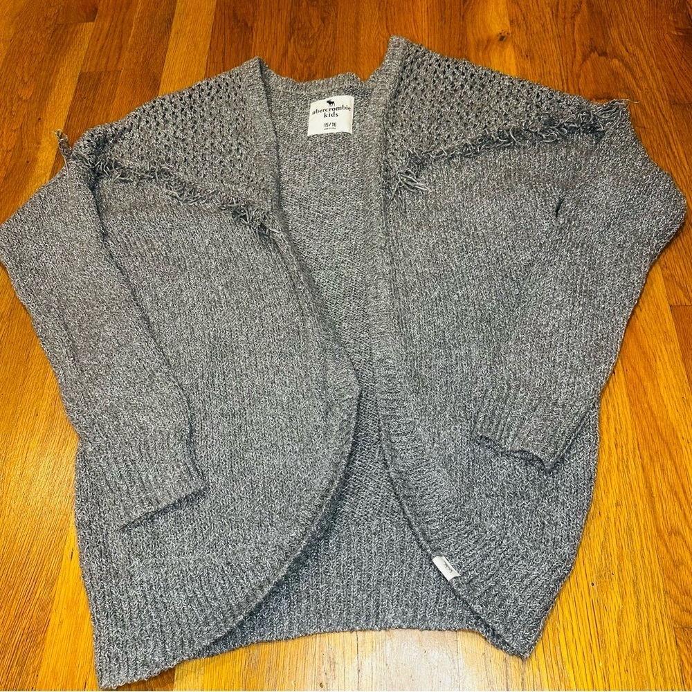 Abercrombie Kids Gray Knit Open Front Cardigan Sweater | Size 15/16